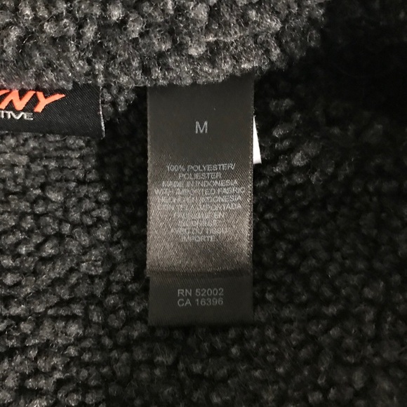 DKNY men’s zip up vest size medium - Picture 4 of 5